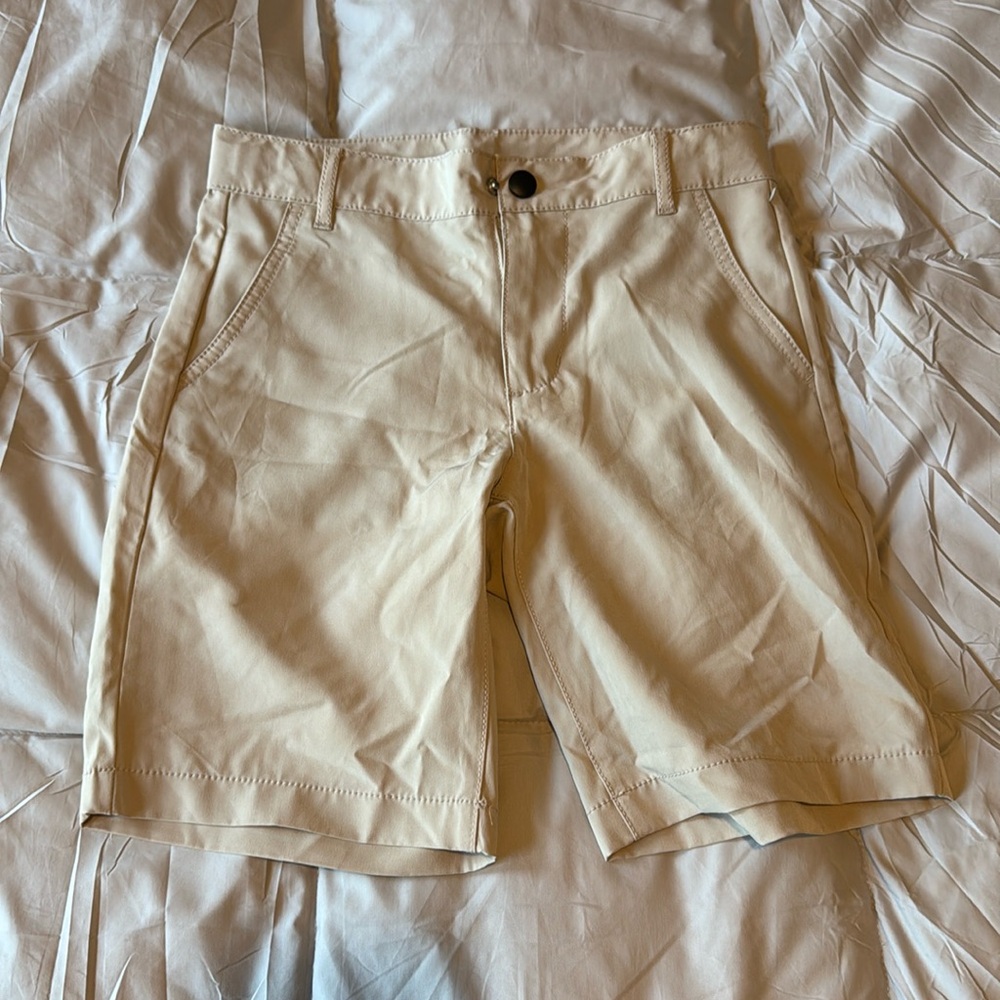 Boys Old Navy quick dry khaki shorts